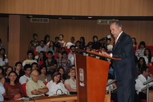 Atención estudiantes horario extendido y T y T