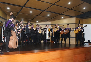 Con éxito se presentó en la UNAB Tuna de la Universidad de Alcalá