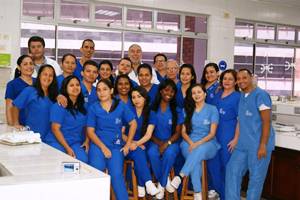 Mensajes de admiración y agradecimiento a la UNAB