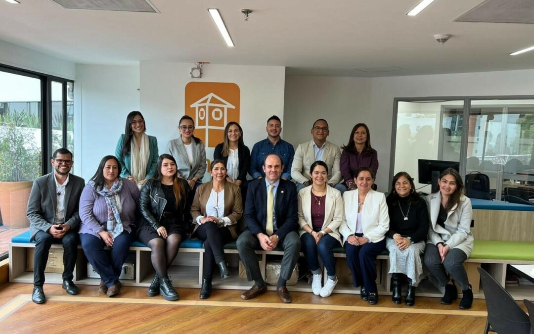 UNAB Bogotá fortalece vínculos con graduados