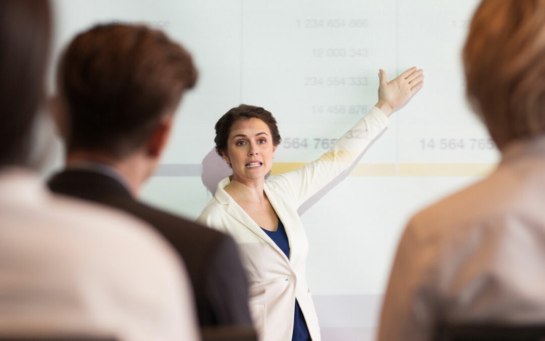 Experto Temático Para El Curso «Comunidades De Aprendizaje III» Para El Programa En Maestría En Educación
