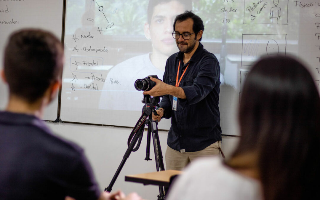 Convocatoria de ascenso en el Escalafón Profesoral 2024