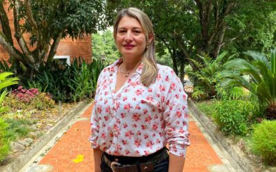 La trayectoria de Yolanda Rojas Berbesi en la UNAB y el Instituto Caldas