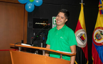 Anderson Alviares Díaz ganó Premio Espíritu de Servicio