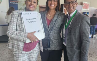 Adriana Bonilla presentó ponencia en México