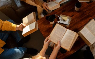 Letras que transforman: la maestría virtual que impulsa la creación y enseñanza literaria en Colombia