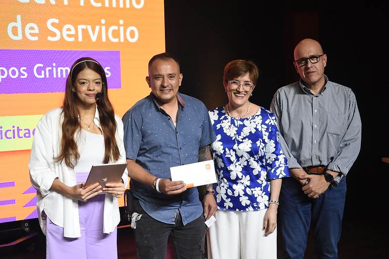 César Campos Grimaldos es el ganador del Premio Espíritu de Servicio 2024 