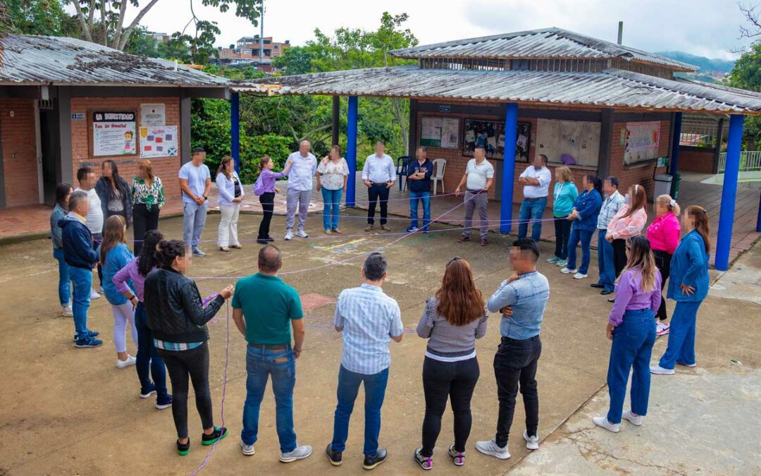 Proyecto UNAB que destaca a maestros que construyen paz llegó a Ocaña