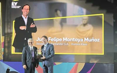 Graduado UNAB preside ahora importante organización de carácter global