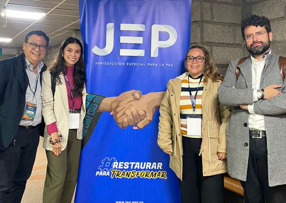 Facultad de Ciencias Jurídicas se destaca en encuentro de universidades convocado por la JEP