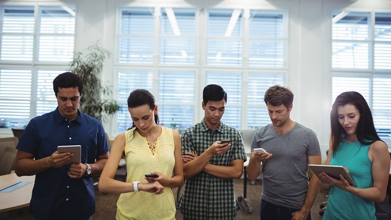 UNAB segura: regulación del uso de WhatsApp 