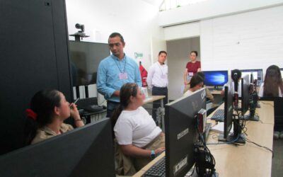 Mujeres privadas de la libertad se forman en SST en la UNAB