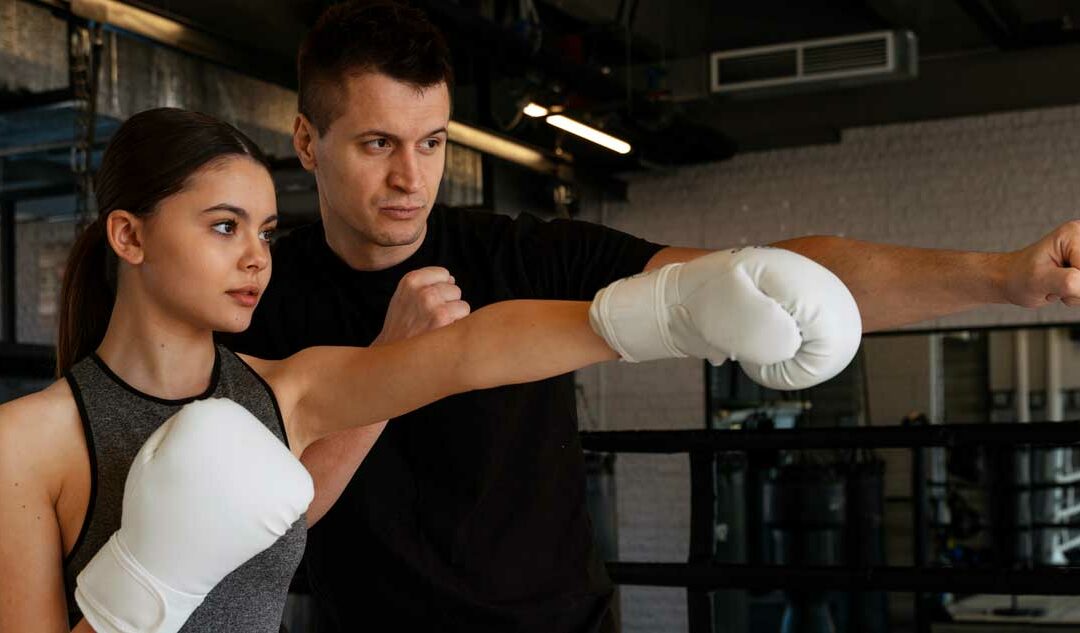 Curso de defensa personal con manos vacías y enfoque de género