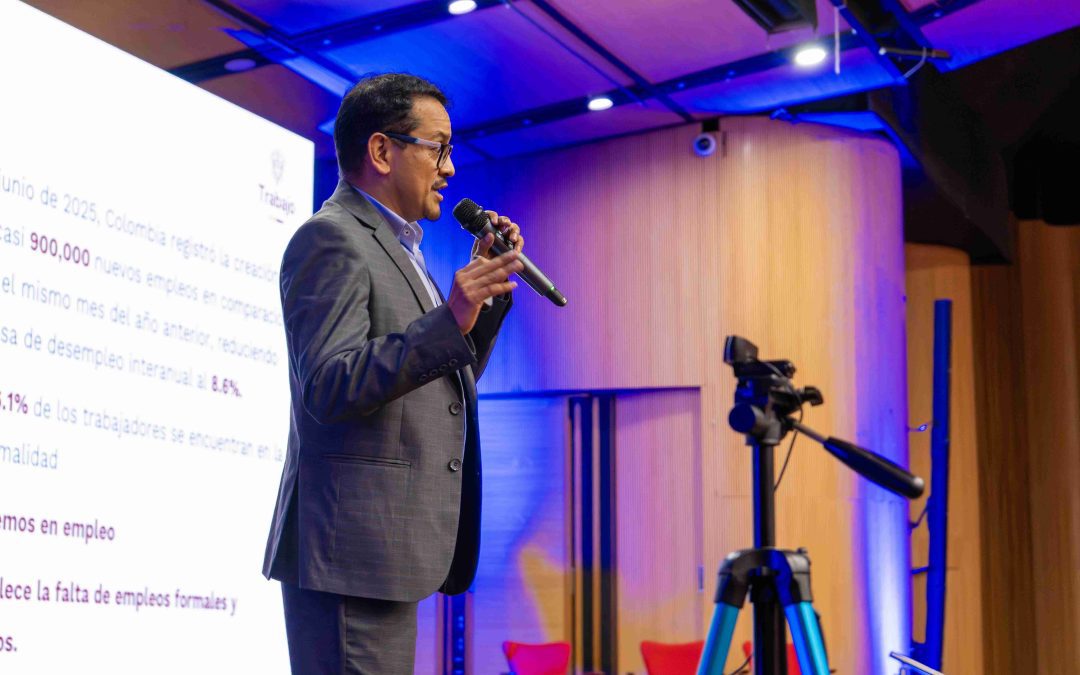 UNAB Tec conectó talento y oportunidades para el desarrollo productivo del país