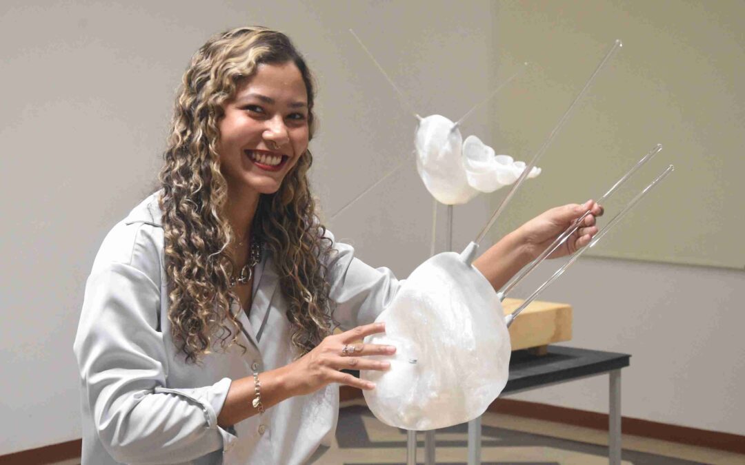 Exposición Fractales Melódicos, caracoles que vibran y suenan