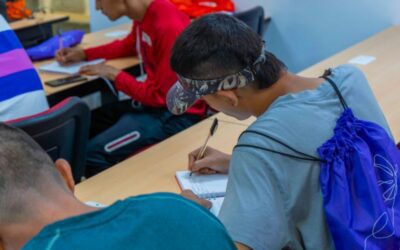 Universidad UNAB ejecuta programa de formación para personas en condición de calle