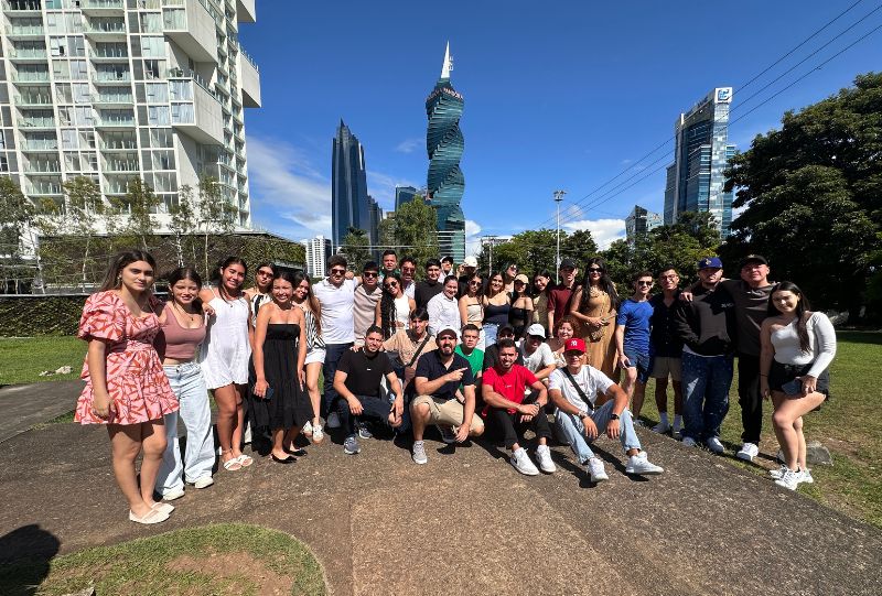 Movilidades por España y Panamá en misiones académicas