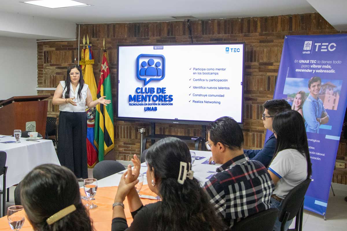 Tecnología en Gestión de Negocios: nuevo programa de UNAB Tec orientado a aportar a la innovación de las empresas