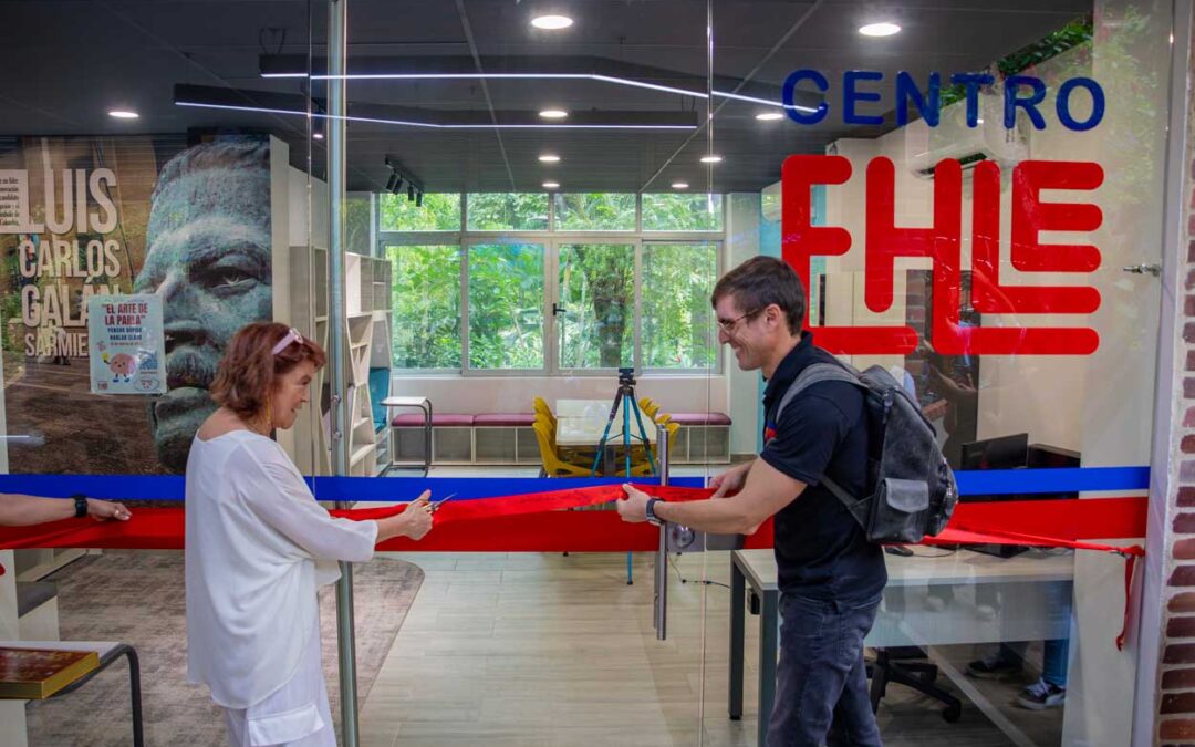 Primer centro de escucha, habla, lectura y escritura de Santander es de la UNAB