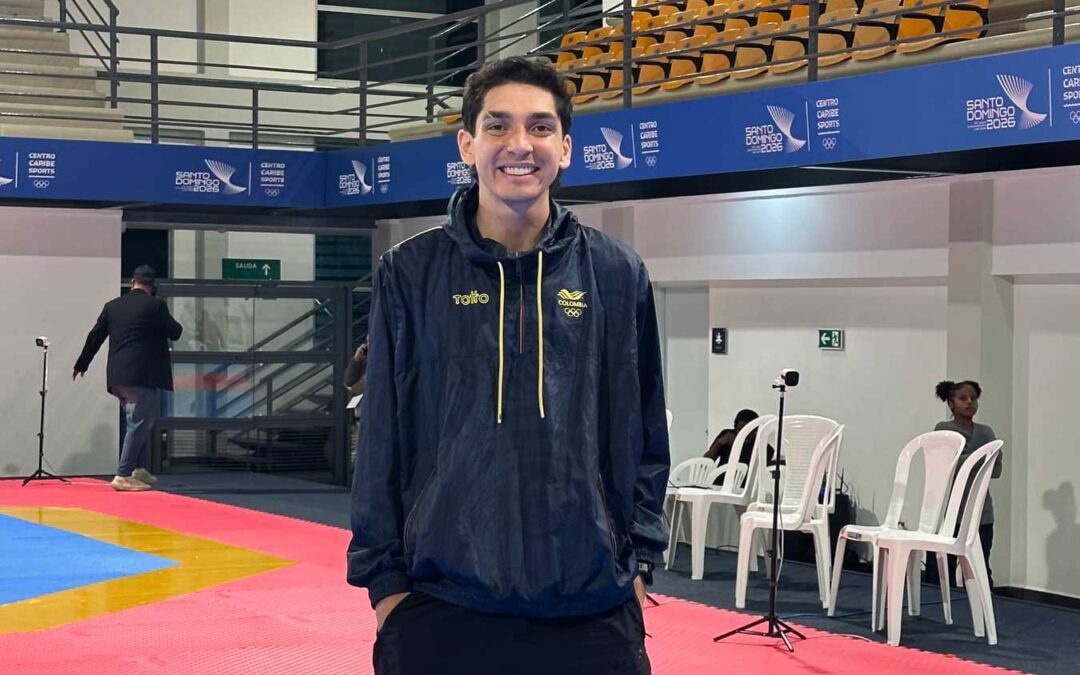 Estudiante UNAB clasifica a Selección Colombia de Taekwondo y es el único santandereano del equipo