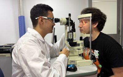 Residente de Oftalmología UNAB es seleccionado entre los 12 futuros líderes mundiales en ese campo