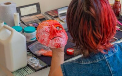 Una estudiante UNAB fusiona el género del terror con la alta cocina