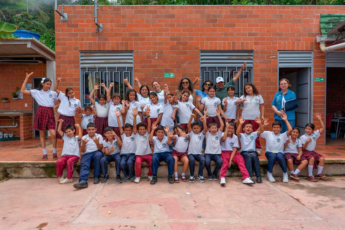 Ulibró llegó a la Comuna 14 para celebrar el Día del Idioma
