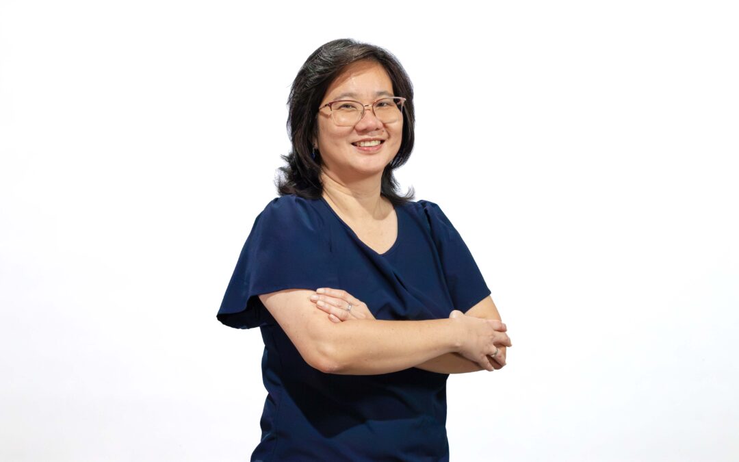 Profesora UNAB culmina doctorado en España con máxima distinción y fortalece la investigación interdisciplinaria. 