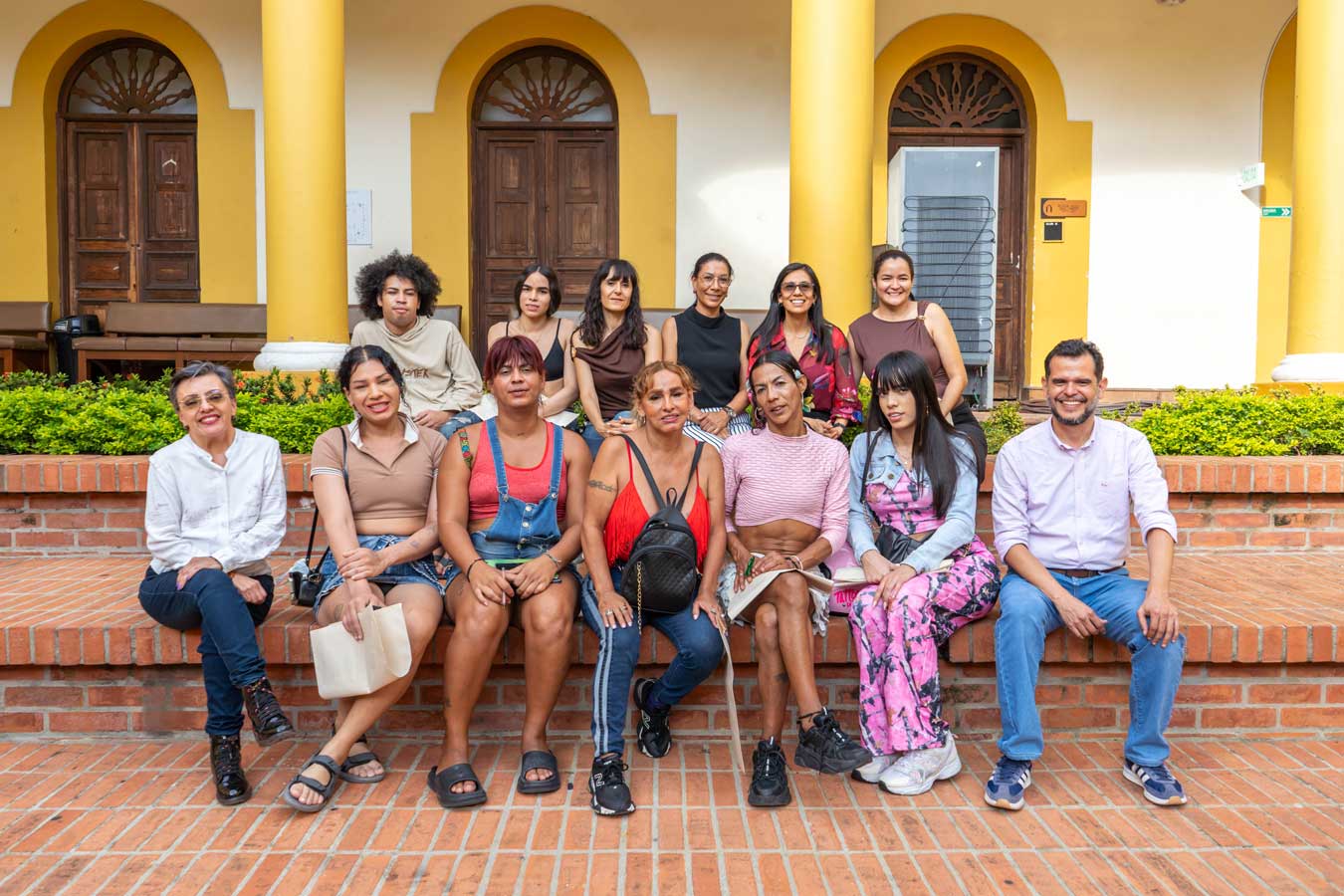 Por la inclusión y la diversidad: UNAB crea el programa Universidad para la mujer trans