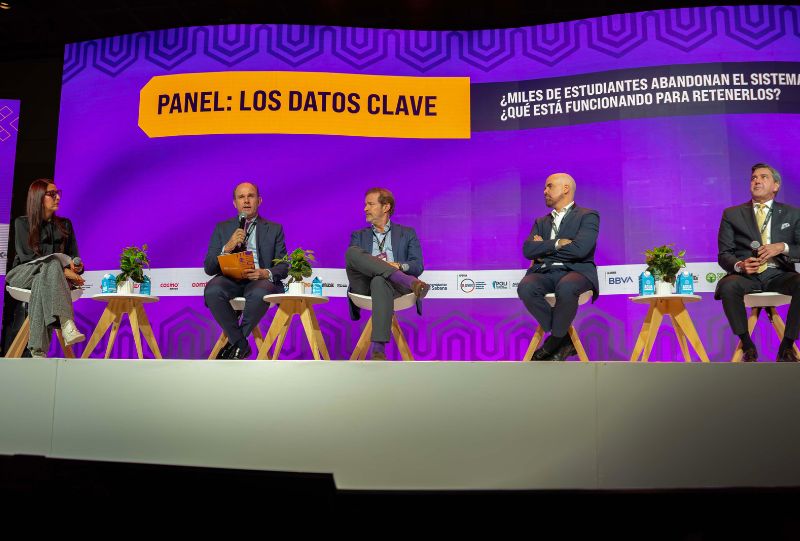 Universidad UNAB participó en Cumbre de Líderes por la Educación organizada por Revista Semana