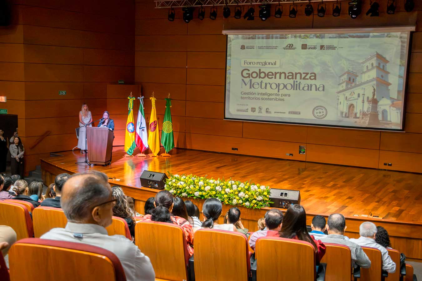 UNAB entregó resultados de la evaluación al Plan Integral de Desarrollo Metropolitano
